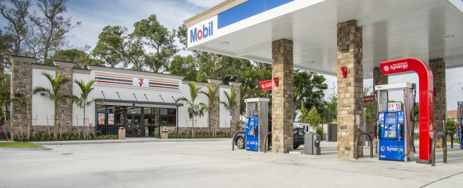 Creighton Construction & Development completes 7-Eleven store in Tamarac, Florida
