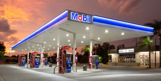 7-Eleven in Largo, Florida by Creighton Construction and Development